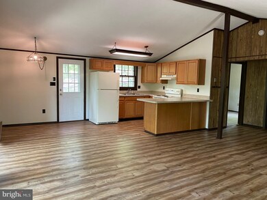 823 Michael's Chapel Rd, Hedgesville, WV 25427 - photo 5