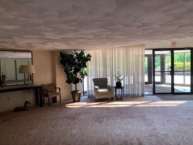 402 Paradise Rd unit PH-Q, Swampscott, MA 01907 - photo 3