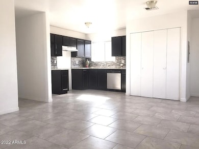 1052 N Colorado St unit 4, Casa Grande, AZ 85122 - photo 3