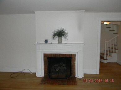 fireplace living room