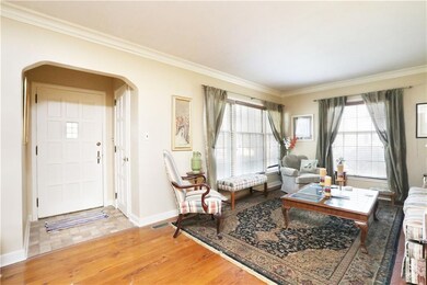 1540 44th St, Des Moines, IA 50311 - photo 4