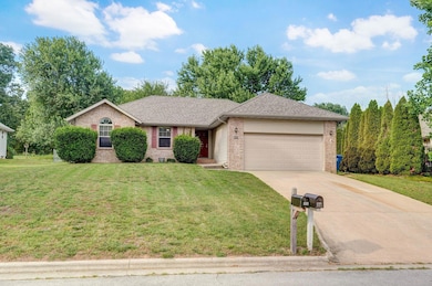 2-web-or-mls-907 West Turnberry Blvd-2