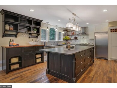 Amazing Gourmet Kitchen Complete with Granite Coun