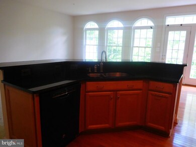 15102 N Berwick Ln, Upper Marlboro, MD 20774 - photo 4