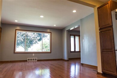 Dining room open plan.