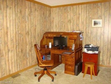 589 Jarvis Miller Rd, Asheboro, NC 27205 - photo 7