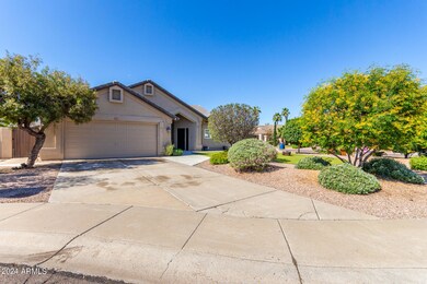 2305 E Cortez Dr, Gilbert, AZ 85234 - photo 4