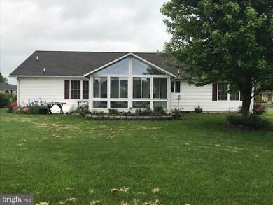 306 Rose Ann Dr, Chambersburg, PA 17201 - photo 3