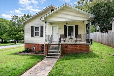 220 Sunrise Ave, Asheboro, NC 27203 - photo 3