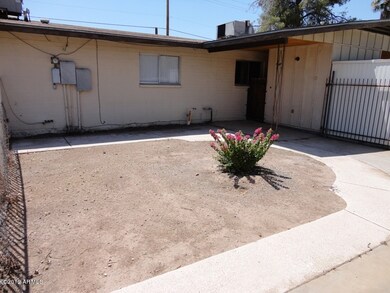 409 E Fairfield St unit A, Mesa, AZ 85203 - photo 5