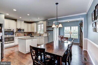 7067 Kona Dr, Gainesville, VA 20155 - photo 7