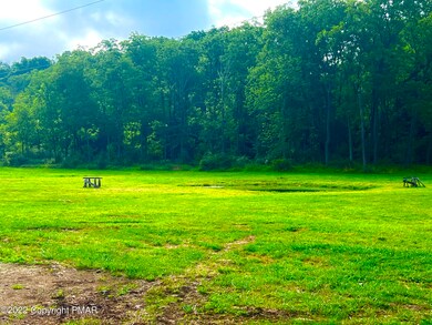 4045 Limeport Pike unit 4079, Zionsville, PA 18092 - photo 4