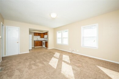 1221 56th St, Des Moines, IA 50311 - photo 6