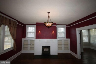 802 E Piedmont St, Culpeper, VA 22701 - photo 5