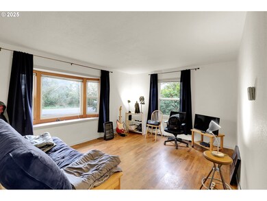 305 Knoop Ln, Eugene, OR 97404 - photo 6