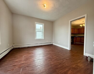 8 Dalton St unit 3, Lowell, MA 01850 - photo 2