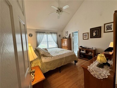 1122 Toll Rd, Effort, PA 18330 - photo 6