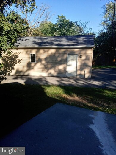 1075 Hyslip Ford Rd, Bunker Hill, WV 25413 - photo 2