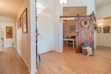 750 W Oriole Way--11