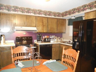 8105 Jasmine Ln, Louisville, KY 40228 - photo 4