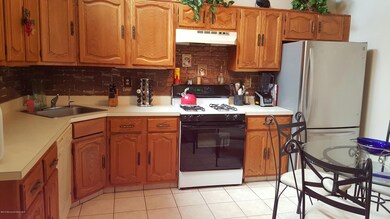 Eat In Kitchen