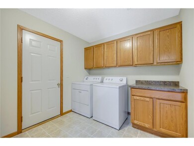 4-web-or-mls-12593 Pond View Rd-01