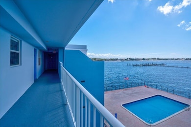 1820 New Palm Way unit 402, Boynton Beach, FL 33435 - photo 3