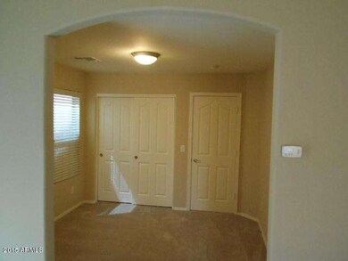 Entry & Den  (11)