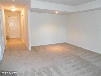 5914 Mayflower Ct, Alexandria, VA 22312 - photo 5