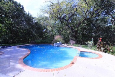 4005 Creekwood, Edmond, OK 73025 - photo 5