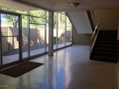Common Area, Entrance to Building