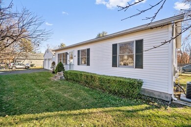 45 Crabtree St, Springfield, MA 01119 - photo 2