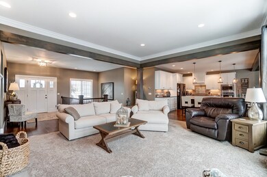 18983 Roselle Cove, Auburn, IN 46706 - photo 3