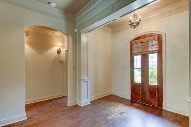 317 La villa Circle_-10