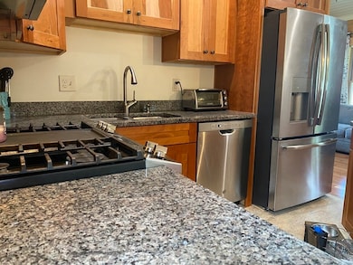 50 Turnpike Rd, Montague, MA 01376 - photo 7