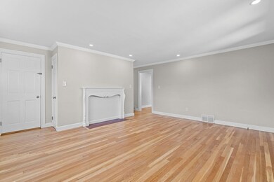 9 Home Ave unit 1, Natick, MA 01760 - photo 4