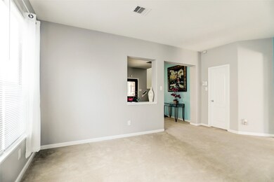 Different view of dinning to entry.