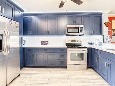 18924 Parapet Place, Land O Lakes, FL 34638 - photo 5