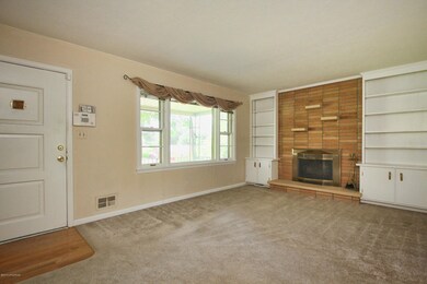 7807 Cecilia Way, Louisville, KY 40219 - photo 3