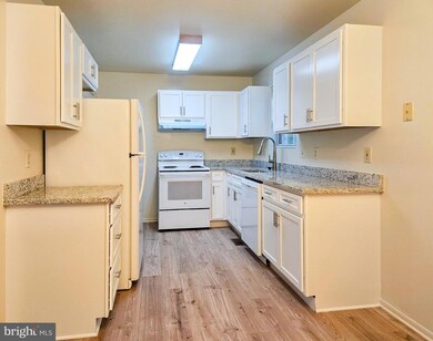 9336 Sea Oat Ct, North Beach, MD 20714 - photo 4