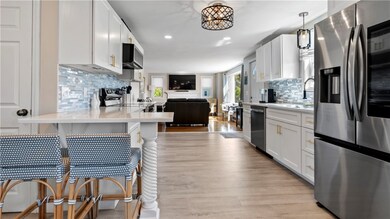 49 Elm Dr, Cranston, RI 02920 - photo 4