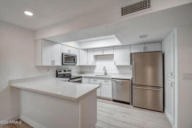 KITCHEN 3