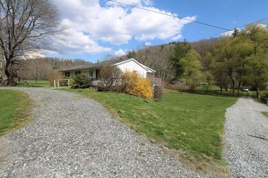 892 Aho Rd, Blowing Rock, NC 28605 - photo 5