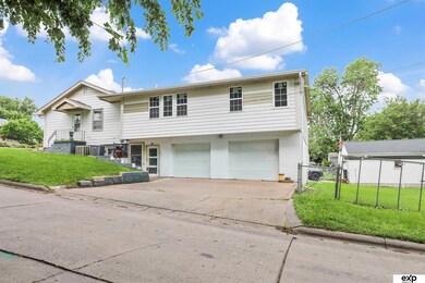 3502 Drexel St, Omaha, NE 68107 - photo 3