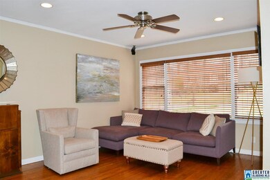 522 Cliff Place, Birmingham, AL 35209 - photo 4