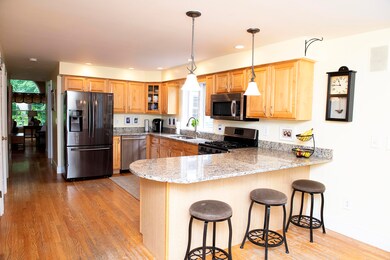 25 Jeffrey Dr, York, ME 03909 - photo 3