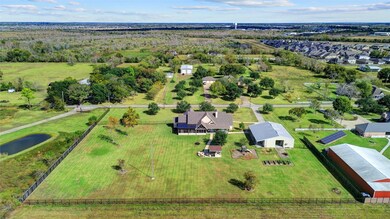 1153 County Road 150, Alvin, TX 77511 - photo 7