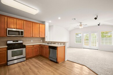 16100 S Great Oaks Dr unit 3701, Round Rock, TX 78681 - photo 6