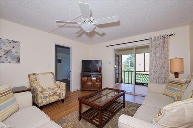 5563 Rattlesnake Hammock Rd unit A2, Naples, FL 34113 - photo 4