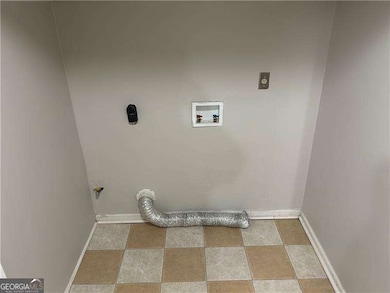 8601 Cedar Creek Ridge, Riverdale, GA 30274 - photo 5